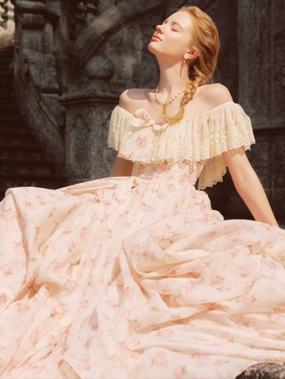 Lacemade Princess Sissi Gown - Picture 4 of 8